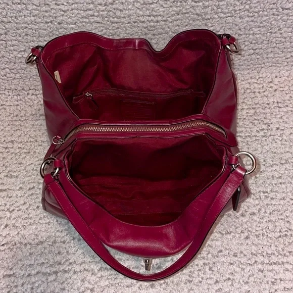 Coach Carlyle Smooth Leather Merlot Shoulder Bag Purse - Picture 11 of 13